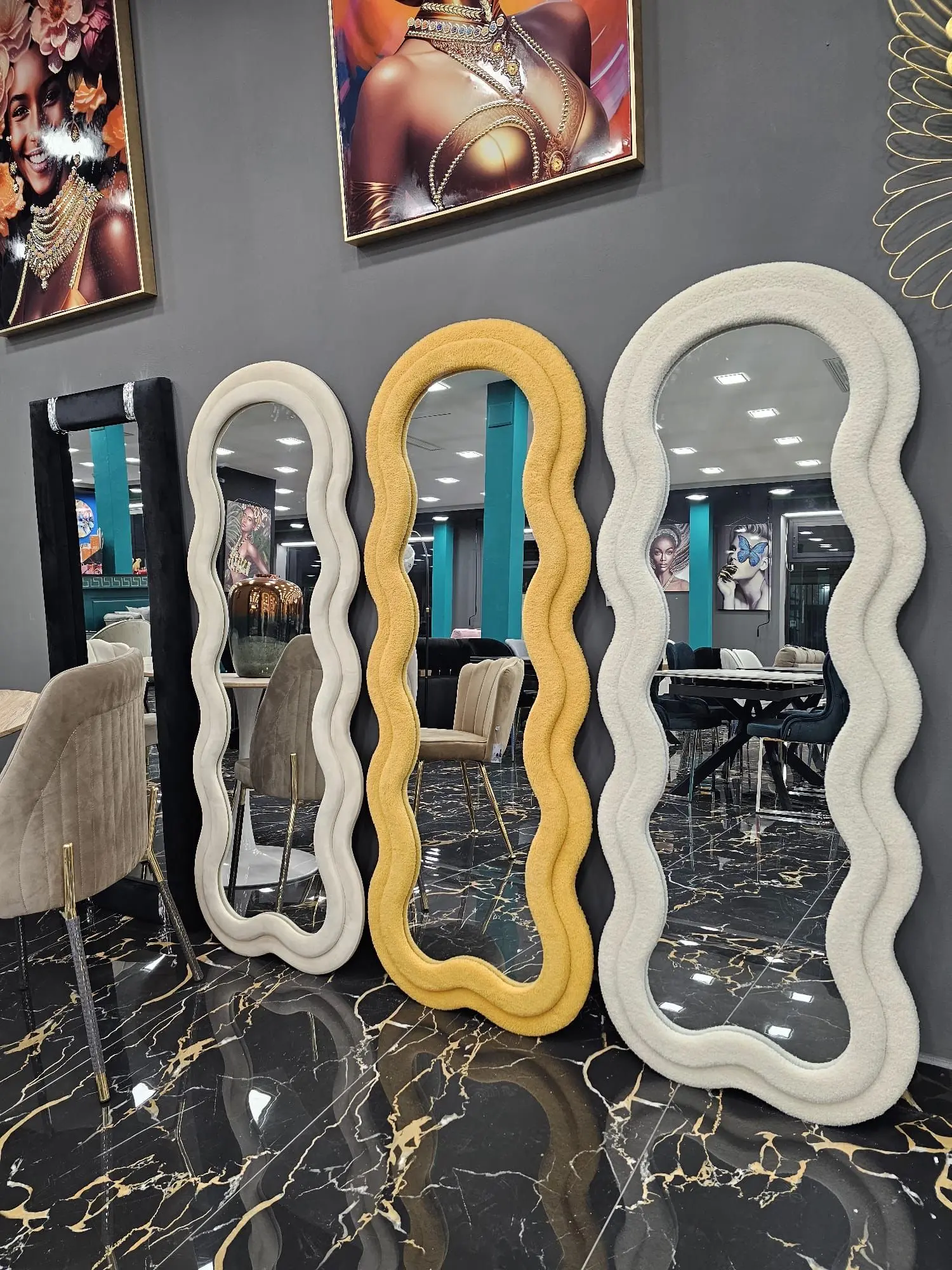 Interno del negozio 3